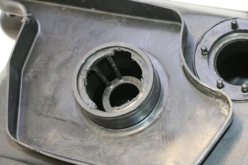 photo de RESERVOIR ESSENCE MBK NITRO 50 (2004 - 2008) - Marquages et références