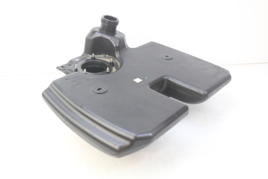 photo de RESERVOIR ESSENCE PEUGEOT CITYSTAR 125 (2011 - 2017)