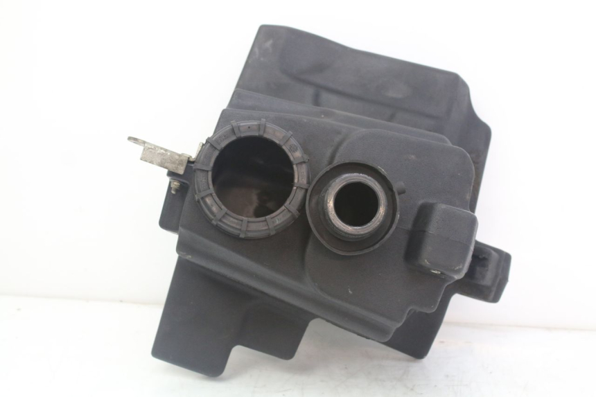 photo de RESERVOIR ESSENCE PEUGEOT GEOPOLIS RS 125 (2007 - 2009)