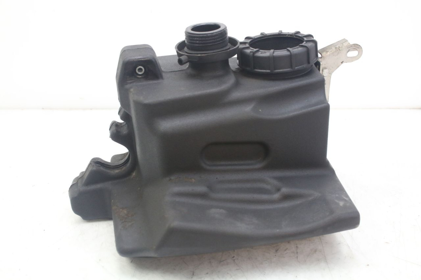 photo de RESERVOIR ESSENCE PEUGEOT GEOPOLIS RS 125 (2007 - 2009)
