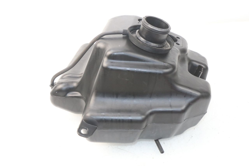 photo de RESERVOIR ESSENCE PEUGEOT KISBEE 2T 50 (2010 - 2017)