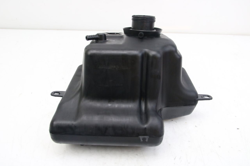 photo de RESERVOIR ESSENCE PEUGEOT KISBEE 2T 50 (2018 - 2022)