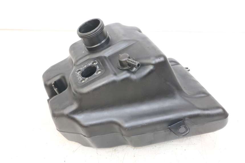 photo de RESERVOIR ESSENCE PEUGEOT KISBEE 2T 50 (2018 - 2022)