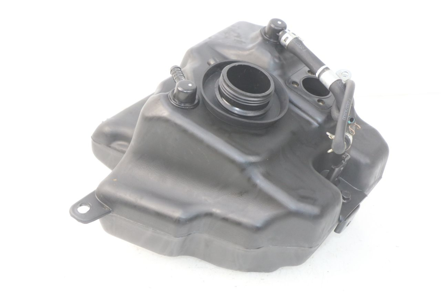 photo de RESERVOIR ESSENCE PEUGEOT KISBEE 4T 50 (2018 - 2022)