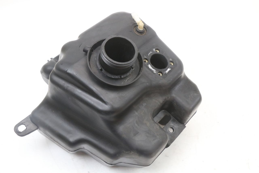 photo de RESERVOIR ESSENCE PEUGEOT KISBEE 4T 50 (2018 - 2022)