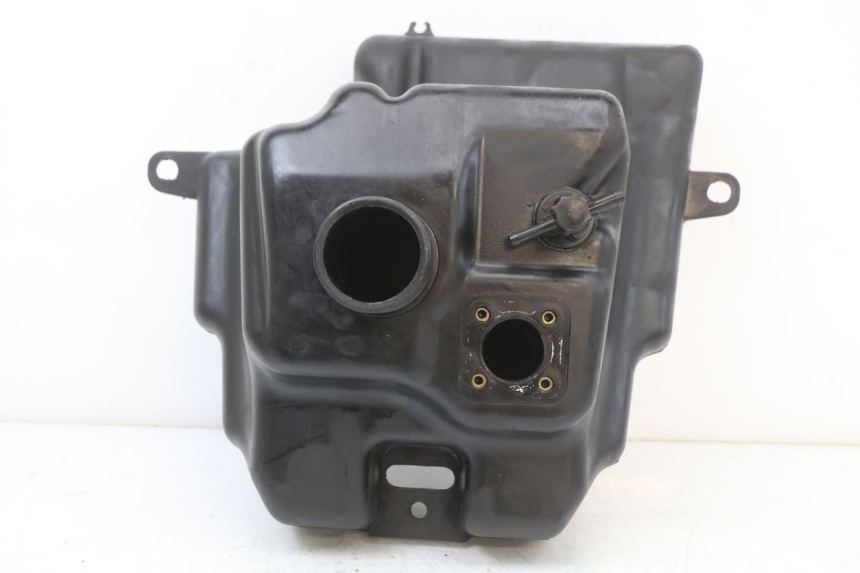 photo de RESERVOIR ESSENCE PEUGEOT KISBEE 4T 50 (2018 - 2022)