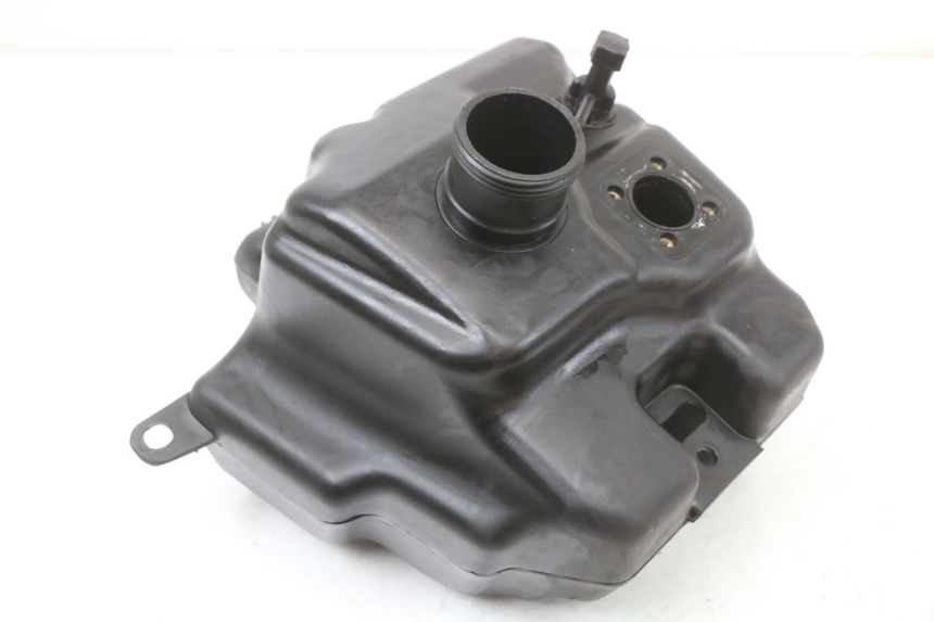 photo de RESERVOIR ESSENCE PEUGEOT KISBEE 4T 50 (2018 - 2022)