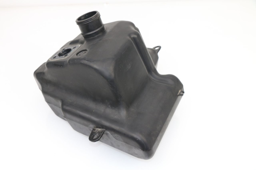 photo de RESERVOIR ESSENCE PEUGEOT KISBEE 4T 50 (2010 - 2017)