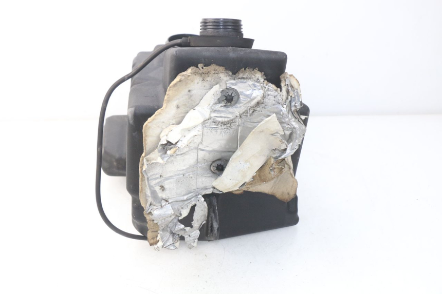 photo de RESERVOIR ESSENCE PEUGEOT SATELIS 500 (2007 - 2013)
