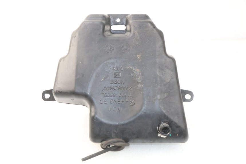 photo de RESERVOIR ESSENCE PEUGEOT STREETZONE 2T 50 (2014 - 2019)
