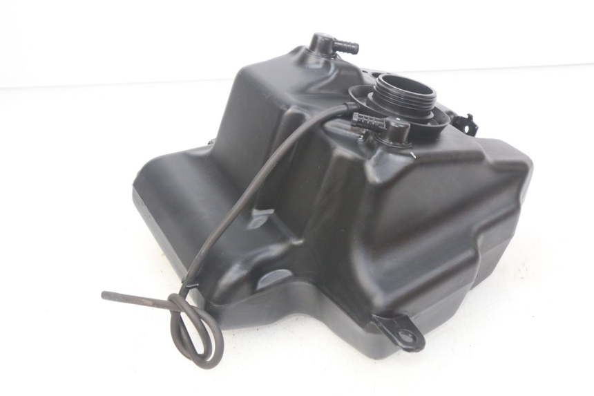 photo de RESERVOIR ESSENCE PEUGEOT STREETZONE 4T 50 (2018 - 2023)