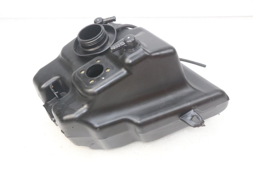 photo de RESERVOIR ESSENCE PEUGEOT STREETZONE 4T 50 (2018 - 2023)