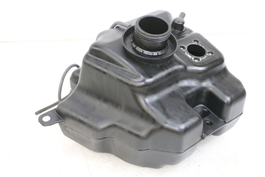 photo de RESERVOIR ESSENCE PEUGEOT STREETZONE I 2T 50 (2018 - 2020)