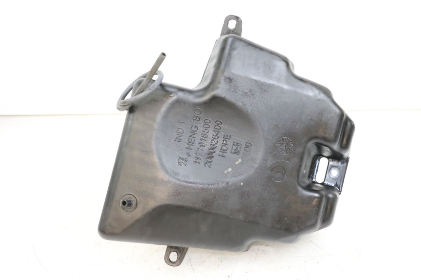 photo de RESERVOIR ESSENCE PEUGEOT STREETZONE I 2T 50 (2018 - 2020)