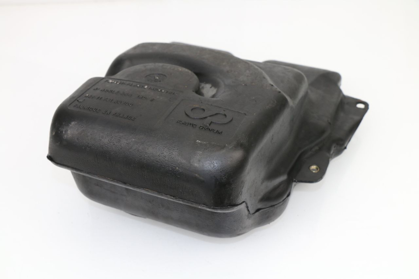 photo de RESERVOIR ESSENCE PEUGEOT SV 80 (1993 - 1997)