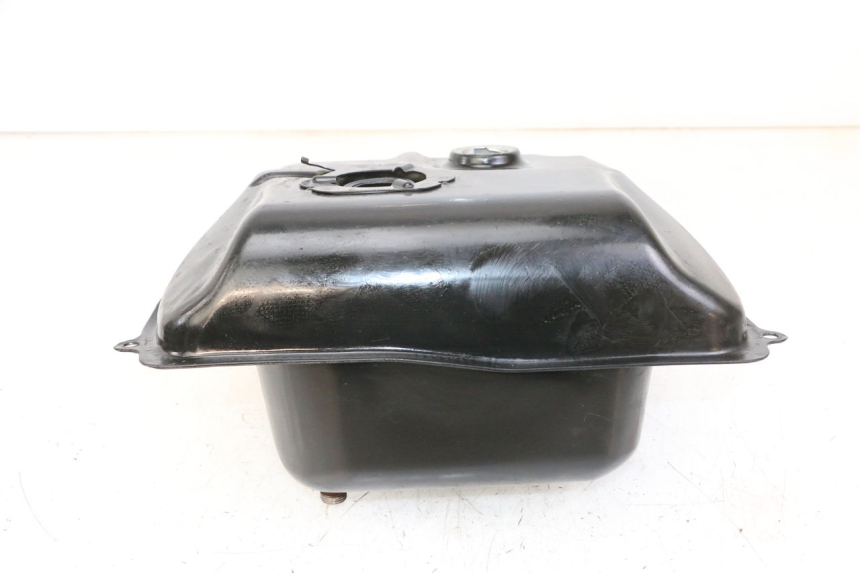 photo de RESERVOIR ESSENCE PEUGEOT TWEET 4T 50 (2014 - 2019)