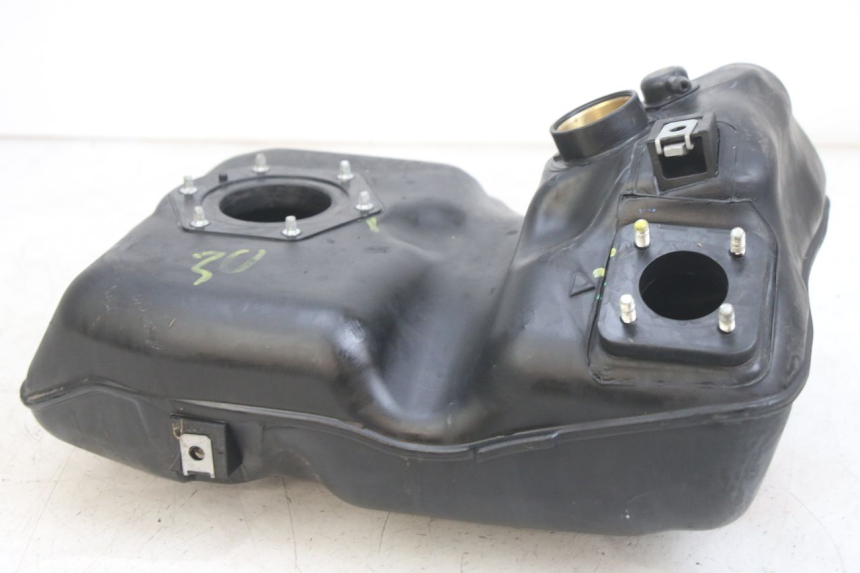 photo de RESERVOIR ESSENCE PIAGGIO MEDLEY 125 (2016 - 2023)