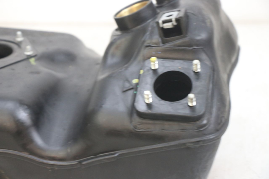 photo de RESERVOIR ESSENCE PIAGGIO MEDLEY 125 (2016 - 2023)