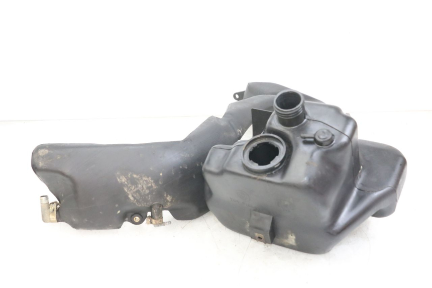 photo de RESERVOIR ESSENCE PIAGGIO TYPHOON 80 (1994 - 1997)