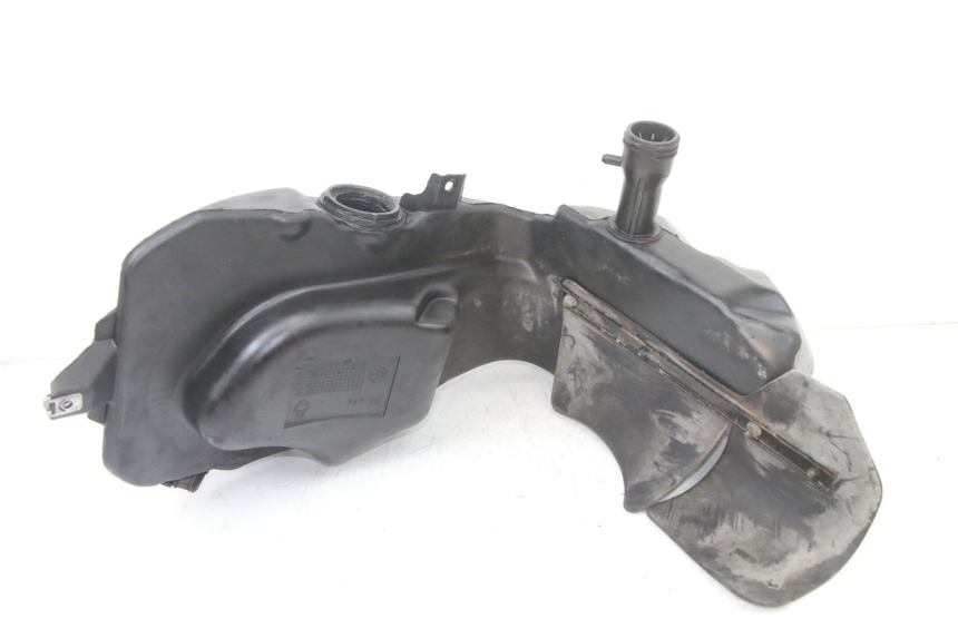 photo de RESERVOIR ESSENCE PIAGGIO VESPA GRANTURISMO 125 (2003 - 2007)