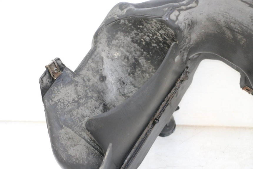 photo de RESERVOIR ESSENCE PIAGGIO VESPA GRANTURISMO 200 (2004 - 2005)