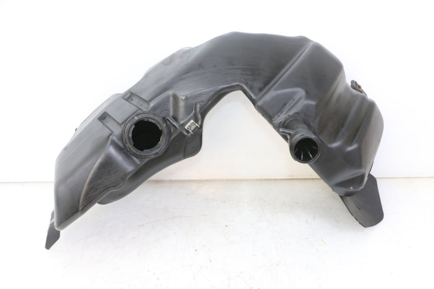 photo de RESERVOIR ESSENCE PIAGGIO VESPA GRANTURISMO 200 (2004 - 2005)