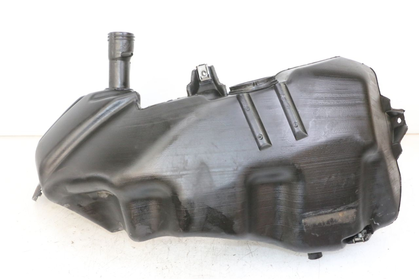 photo de RESERVOIR ESSENCE PIAGGIO VESPA GRANTURISMO 200 (2004 - 2005)