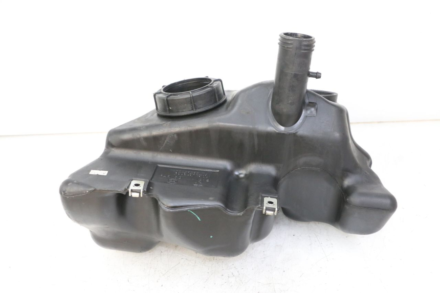 photo de RESERVOIR ESSENCE PIAGGIO VESPA LX IE 125 (2010 - 2012)