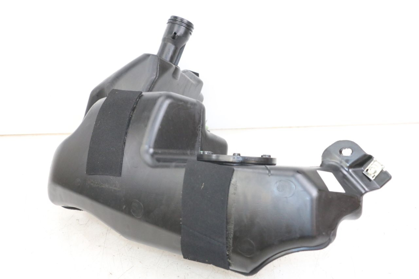 photo de RESERVOIR ESSENCE PIAGGIO VESPA PRIMAVERA 4T 50 (2021 - 2024)