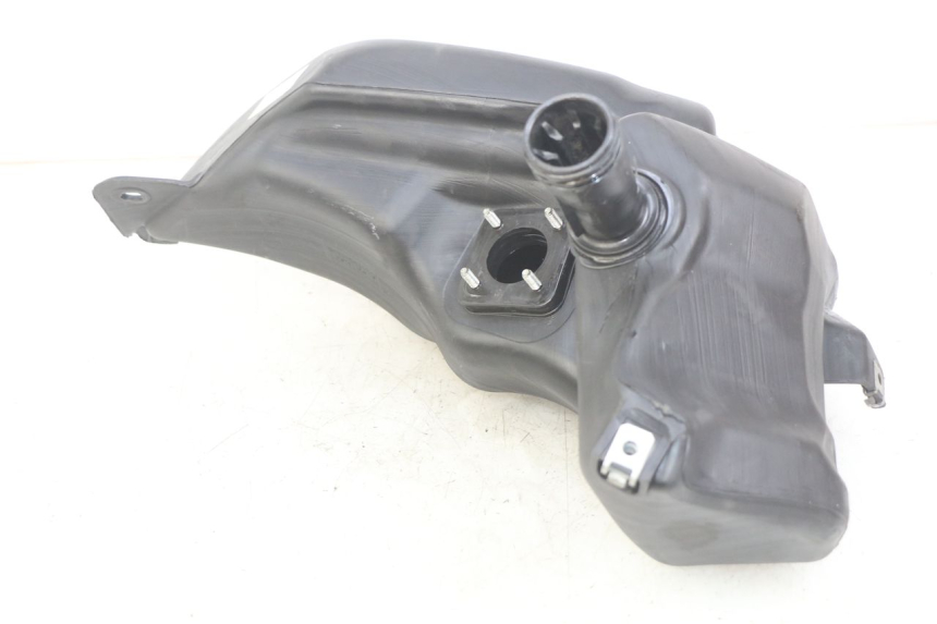 photo de RESERVOIR ESSENCE PIAGGIO VESPA SPRINT 2T 50 (2014 - 2018)
