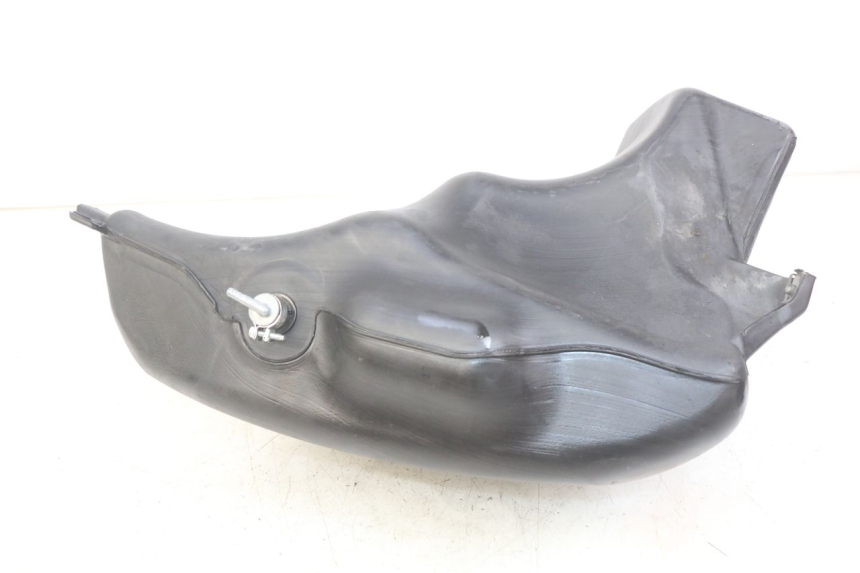 photo de RESERVOIR ESSENCE PIAGGIO VESPA SPRINT 2T 50 (2014 - 2018)