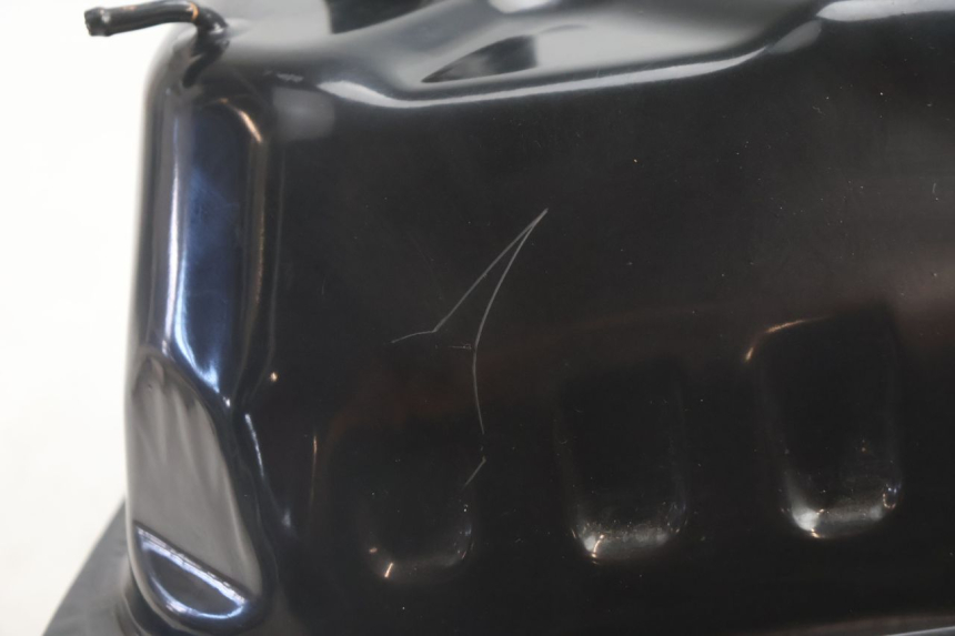 photo de RESERVOIR ESSENCE JM MOTORS R-MAX TECH 50 (2024 - 2026) - Zoom état d’usage