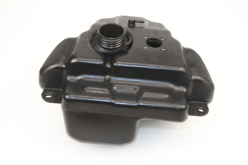 photo de RESERVOIR ESSENCE RAZZO XENON 4T 50 (2008 - 2012)