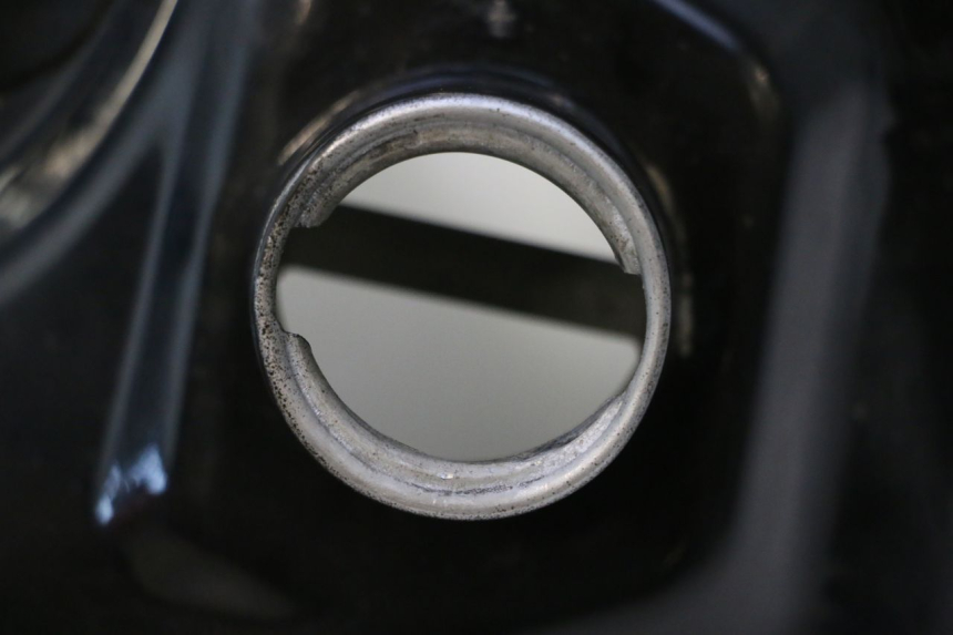 photo de RESERVOIR ESSENCE TNT MOTOR ROMA 12' 2T 50 (2007 - 2018) - Gros plan technique