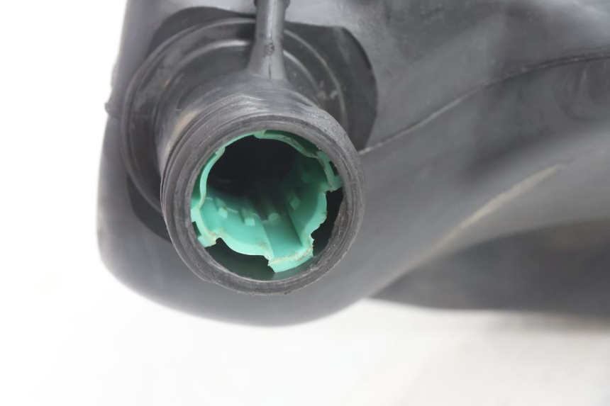 photo de RESERVOIR ESSENCE GILERA RUNNER SP 50 (2002 - 2004) - Vue d’ensemble