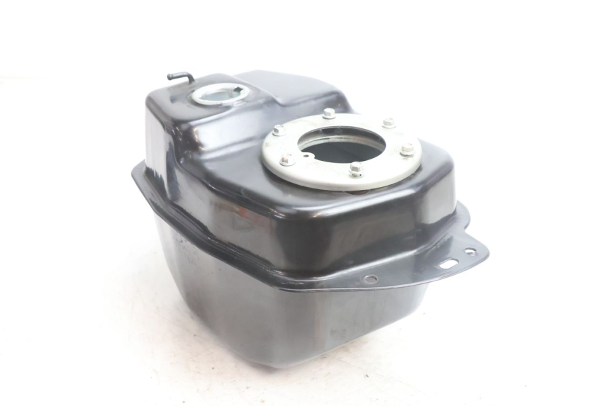 photo de RESERVOIR ESSENCE JM MOTORS SANTANA EVO 50 (2024 - 2026) - Détail de la pièce