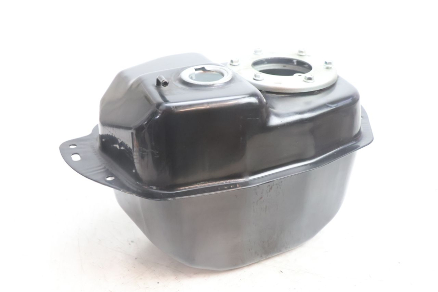 photo de RESERVOIR ESSENCE JM MOTORS SANTANA EVO 50 (2024 - 2026) - Zoom état d’usage
