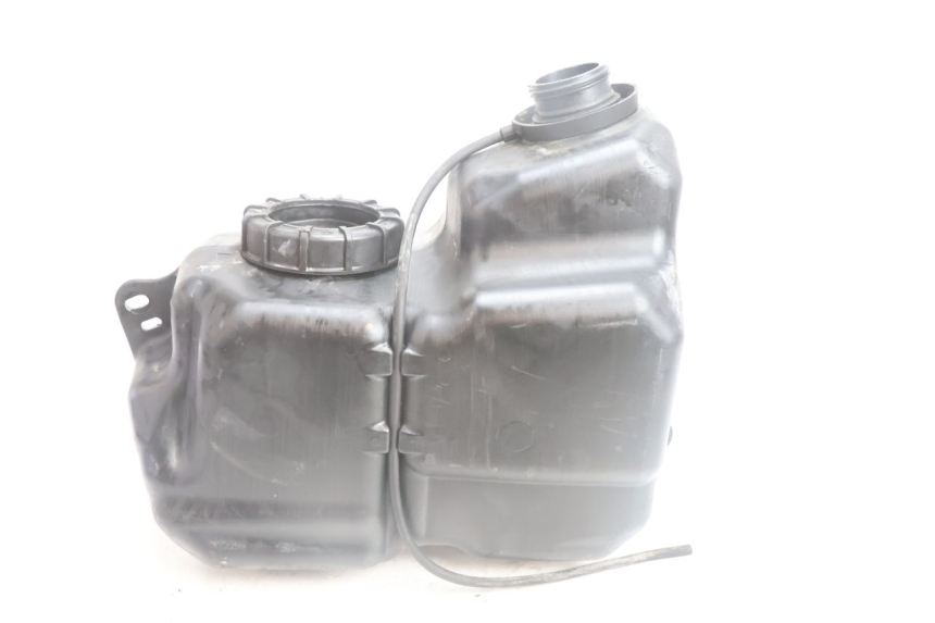 photo de RESERVOIR ESSENCE PEUGEOT SATELIS 125 (2006 - 2009) - Vue principale