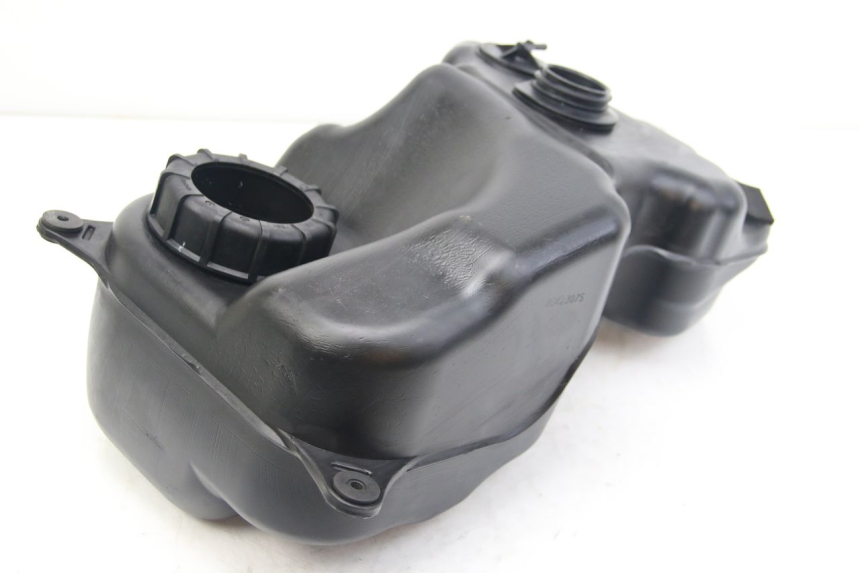photo de RESERVOIR ESSENCE SUZUKI SIXTEEN 125 (2008 - 2010)