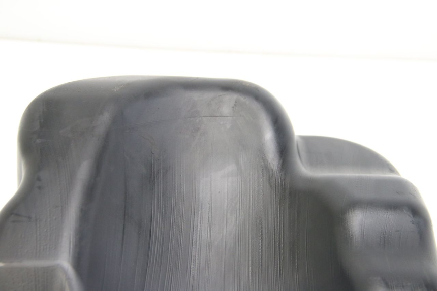 photo de RESERVOIR ESSENCE SUZUKI SIXTEEN 125 (2008 - 2010)