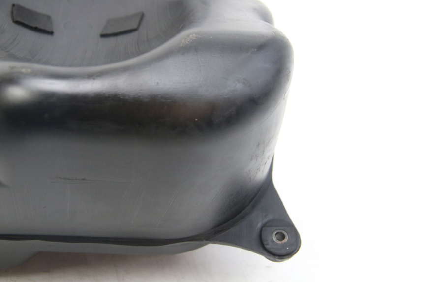photo de RESERVOIR ESSENCE SUZUKI SIXTEEN 125 (2008 - 2010)