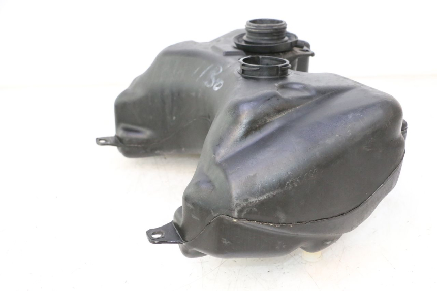 photo de RESERVOIR ESSENCE PEUGEOT SPEEDFIGHT 2 AC 50 (2000 - 2009) - Autre angle de vue