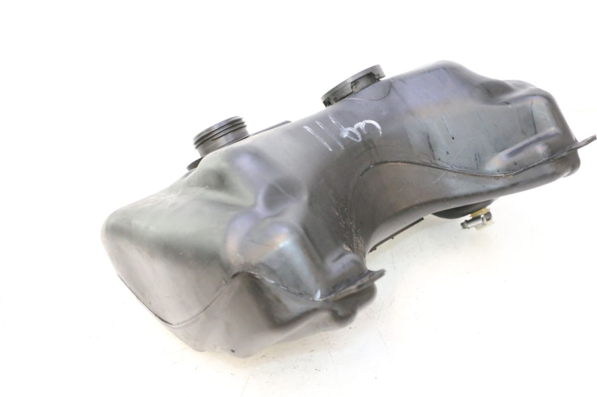 photo de RESERVOIR ESSENCE PEUGEOT SPEEDFIGHT 2 AC 50 (2000 - 2009) - Zoom état d’usage