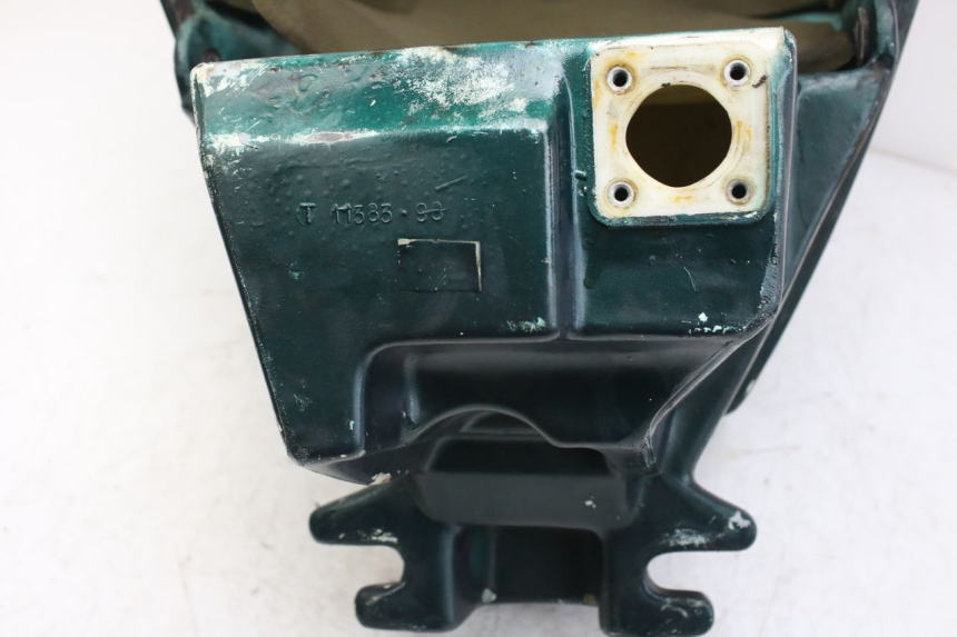 photo de RESERVOIR ESSENCE TRIUMPH SPRINT ST 955 (1999 - 2001)
