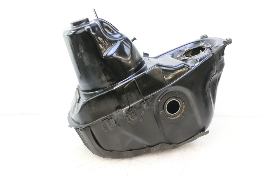 photo de RESERVOIR ESSENCE HONDA ST PAN EUROPEAN 1100 (1990 - 2002) - Vue produit