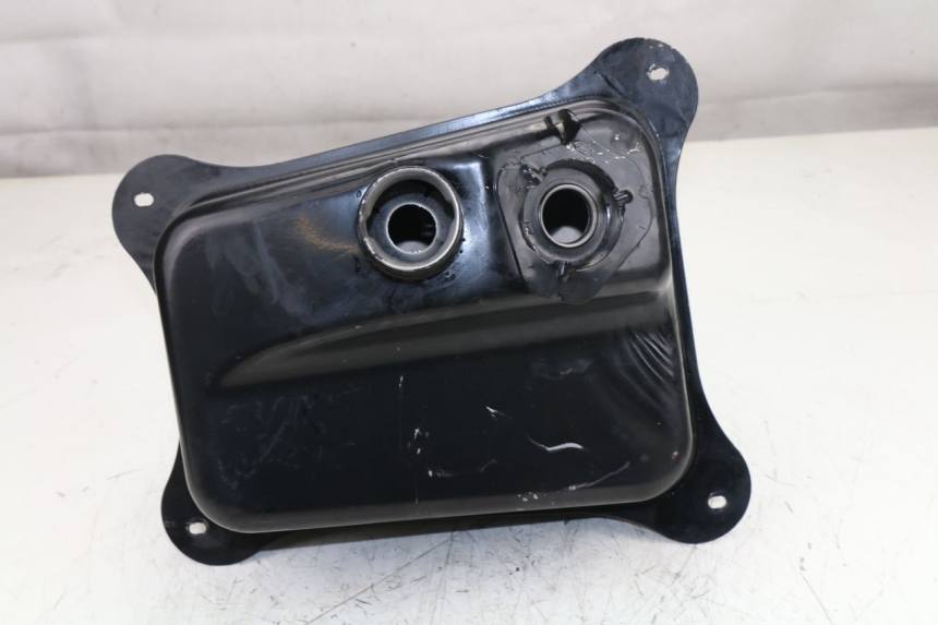 photo de RESERVOIR ESSENCE RAZZO STEED 125 (2012 - 2018)