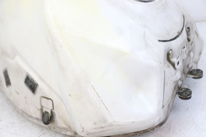 photo de RESERVOIR ESSENCE SUZUKI GSR 750 (2011 - 2017)