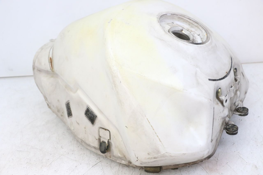 photo de RESERVOIR ESSENCE SUZUKI GSR 750 (2011 - 2017)