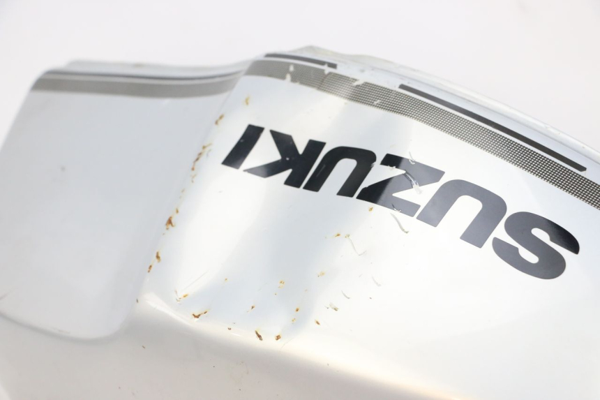 photo de RESERVOIR ESSENCE SUZUKI GSX E 250 (1982 - 1983)