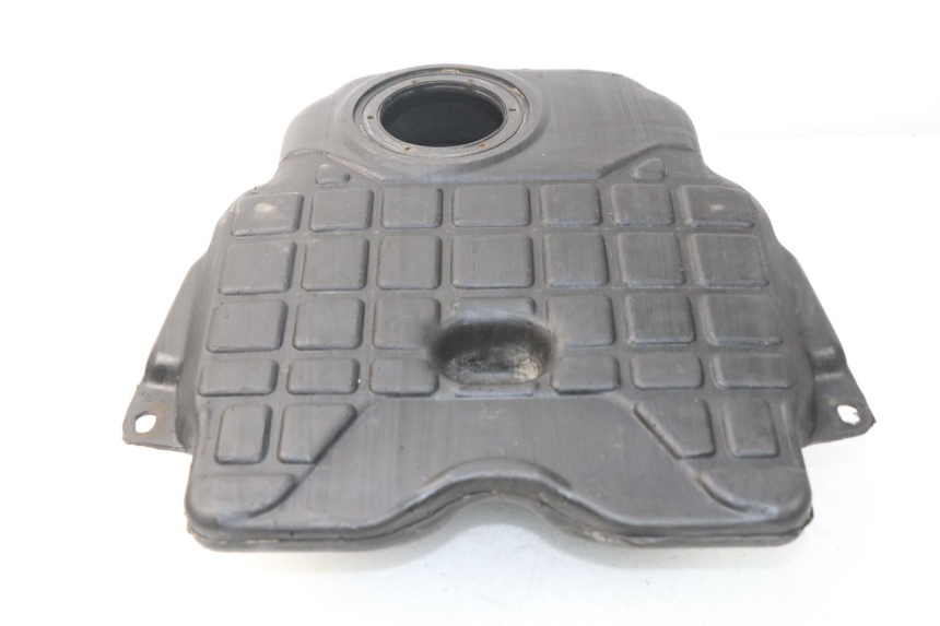 photo de RESERVOIR ESSENCE PEUGEOT SV 50 (1992 - 2004)